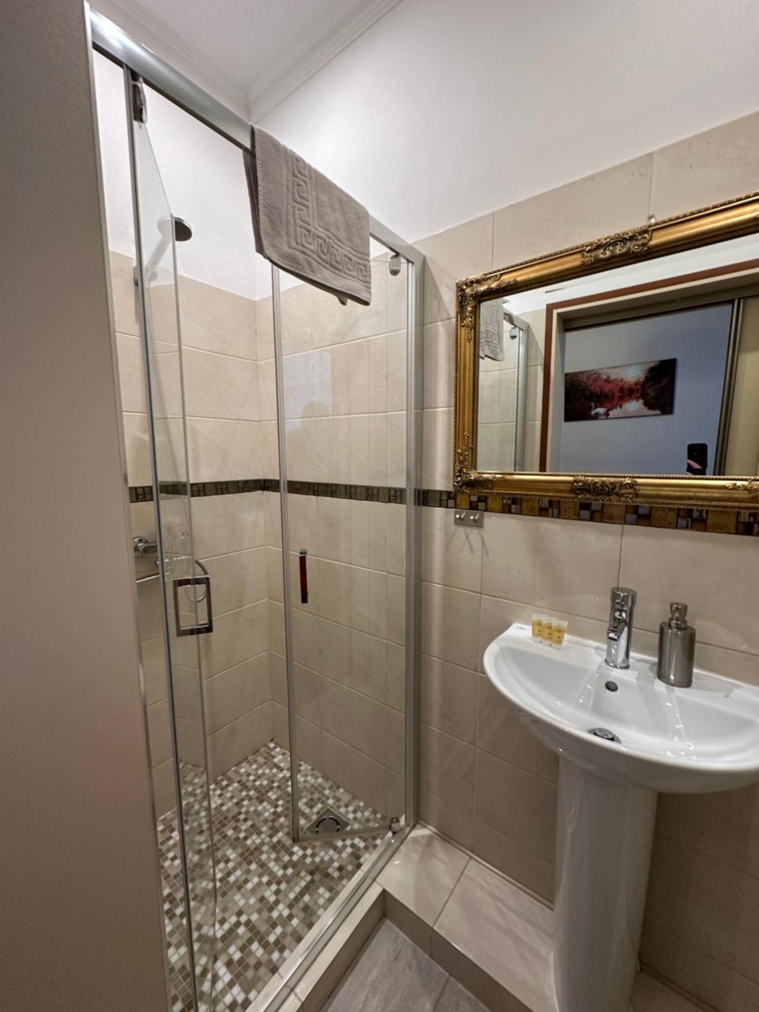 Nika Apart Hotel Рига Екстер'єр фото